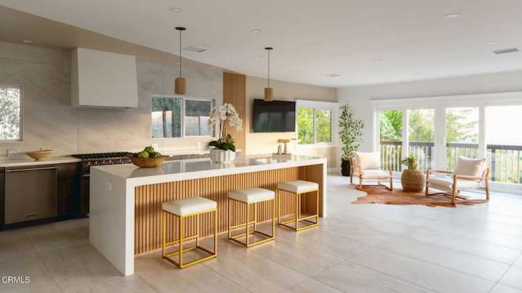 1394 Edgehill Place Pasadena, CA 91103