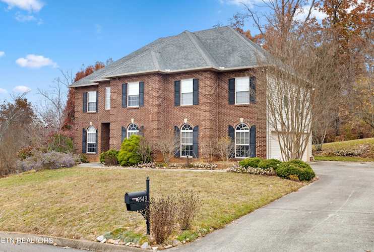 9543 Hickory Knoll Ln Knoxville, TN 37931