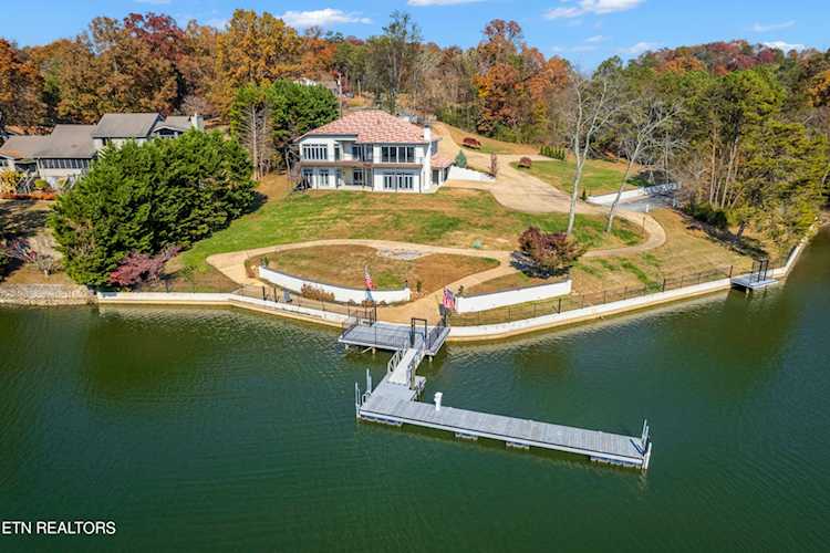 702 Rio Dr Friendsville, TN 37737