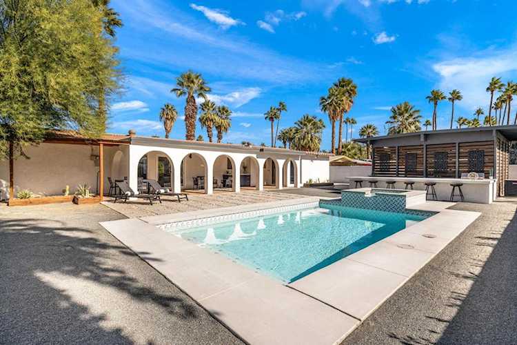 70151 Sun Valley Dr Rancho Mirage, CA 92270