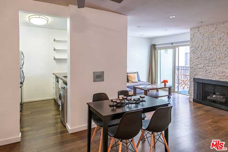 141 S Clark Dr #404 West Hollywood, CA 90048