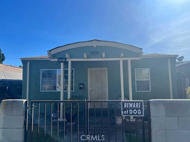 2536 E Adams St Carson, CA 90810