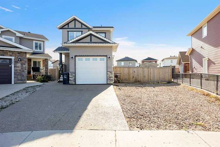123 Airmont Ct Fort McMurray, AB T9J 1