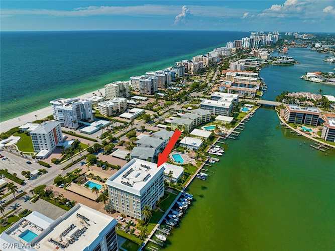 2750 Gulf Shore Blvd. N, #204 Naples, FL 34103