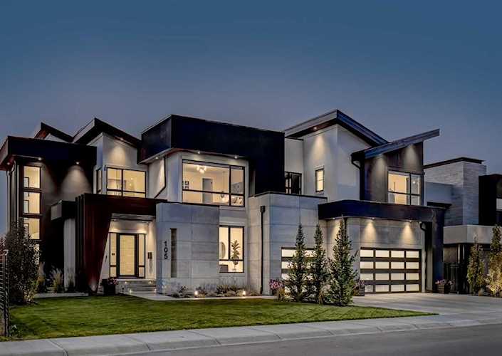 105 Aspen Ridge Heights SW Calgary, AB T3H 1V2