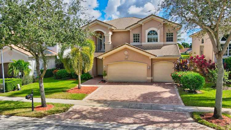 10814 Sunset Ridge Circle Boynton Beach, FL 33473