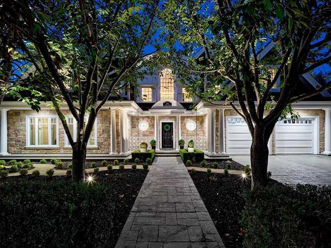 1861 Waverley St Palo Alto, CA 94301