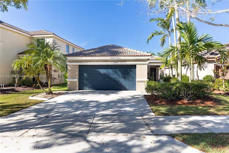 Address Withheld Weston, FL 33327