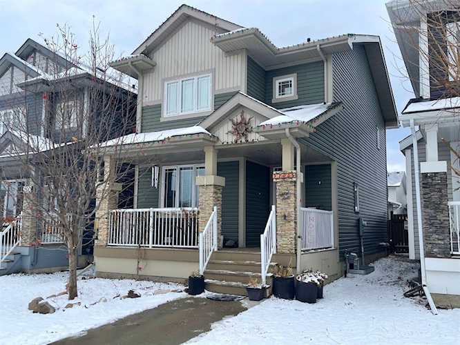 104 Collicott Dr Fort McMurray, AB T9K 2