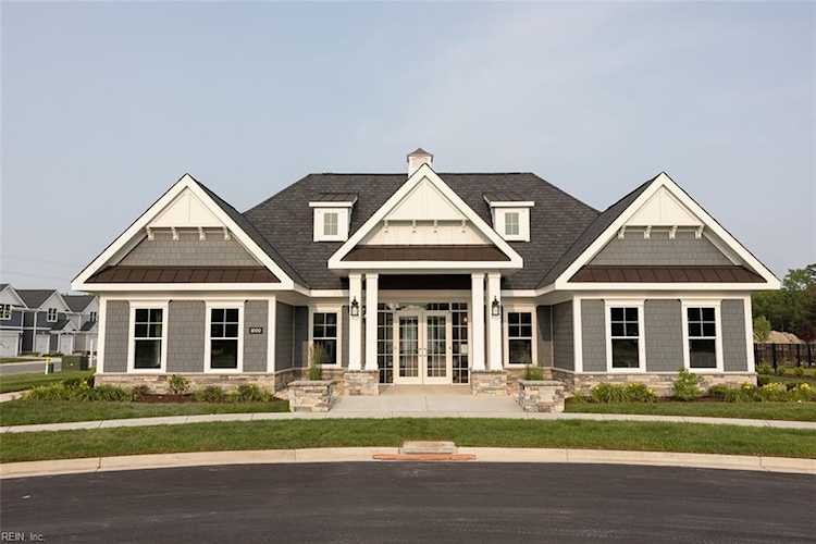 2012 Asher Dr Suffolk, VA 23435