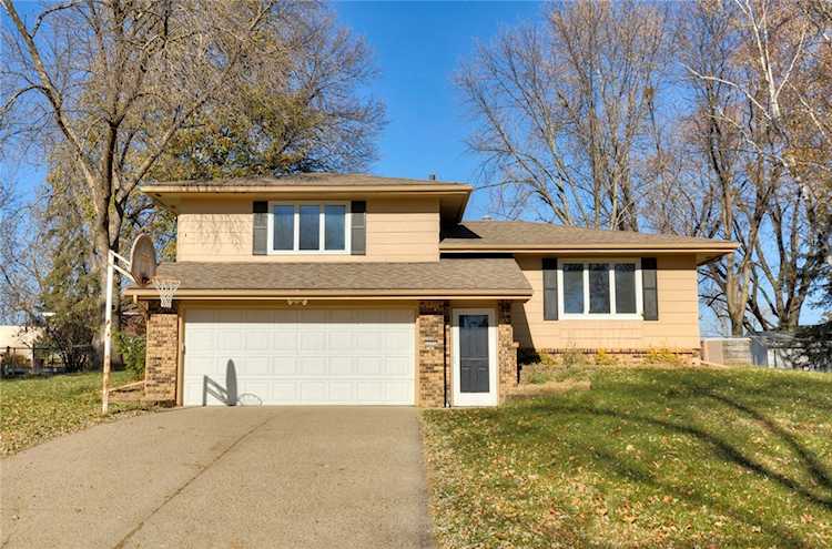 1225 Westside Dr Polk City, IA 50226