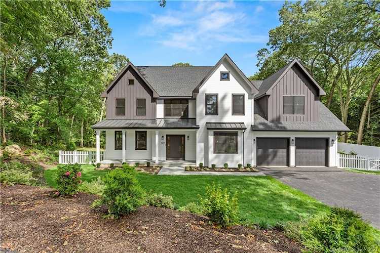 32 Highland Rd Westport, CT 06880
