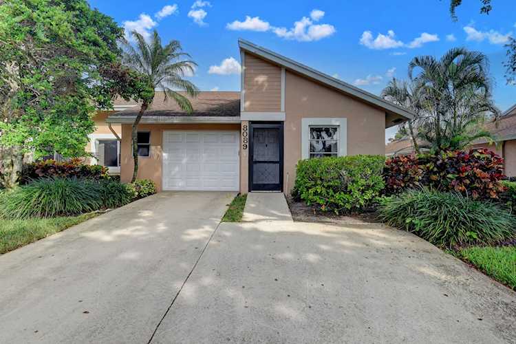 8089 Springtree Road Boca Raton, FL 33496