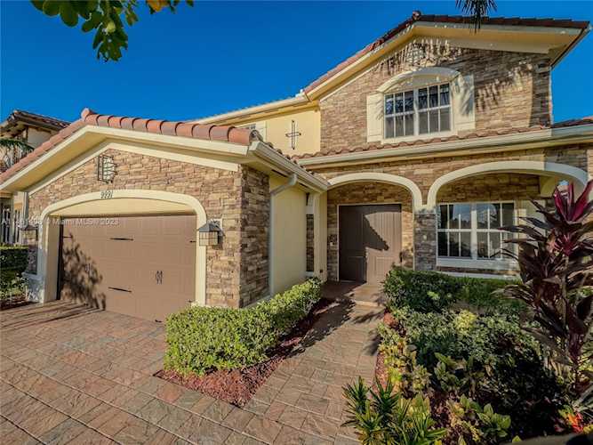 9991 S Miralago Way Parkland, FL 33076
