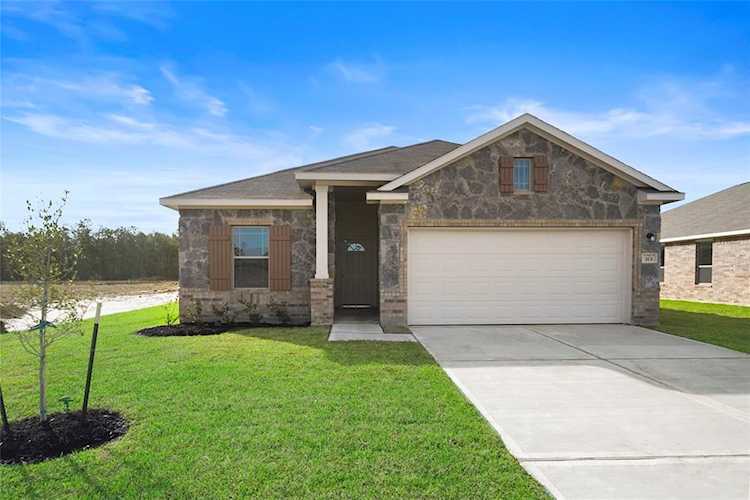 507 Turtle Dove Dr Sealy, TX 77474