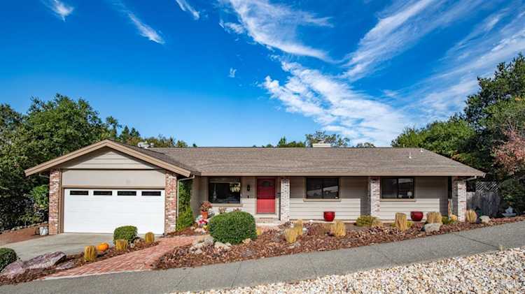 68 Santa Maria Drive Novato, CA 94947