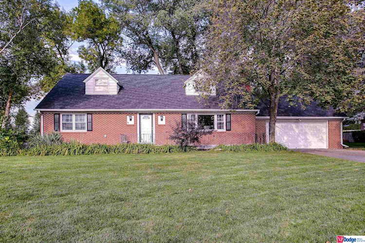 2106 S 90 St Omaha, NE 68124