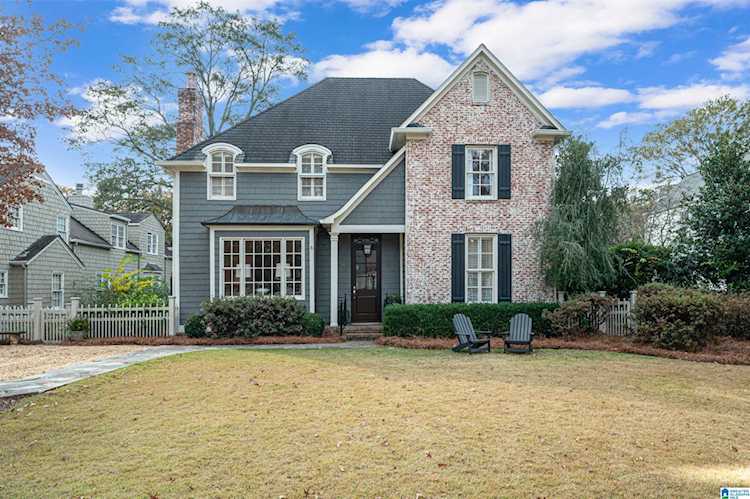 17 Winthrop Avenue Mountain Brook, AL 35213
