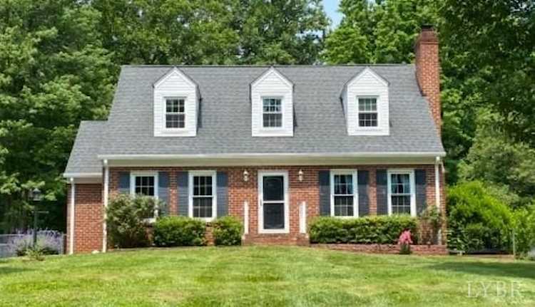 209 Valleywood Dr Forest, VA 24551