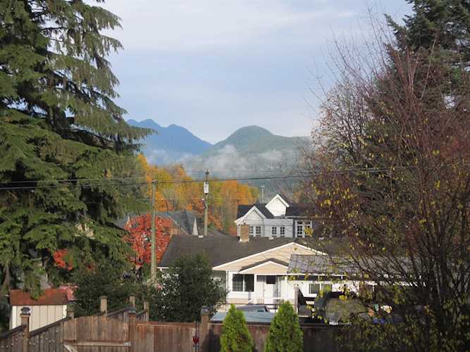 2124 St George Street Port Moody, BC V3H 2E9