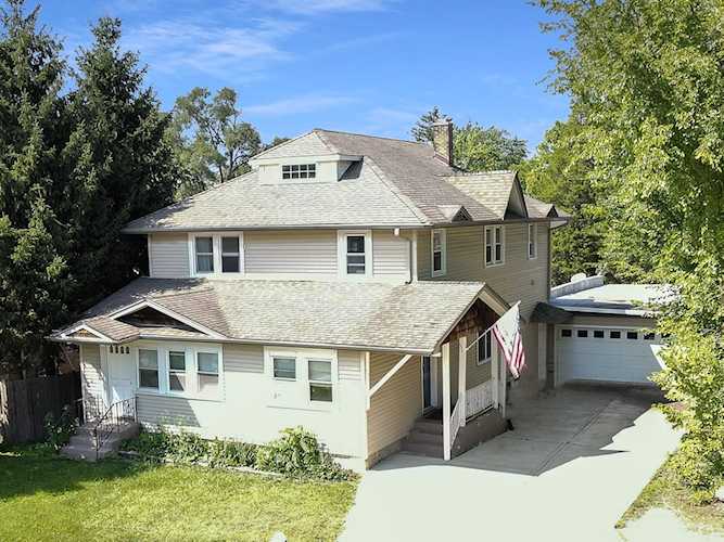 338 W Naperville Rd Westmont, IL 60559