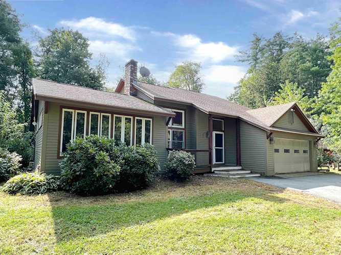 72 Colburn Rd Milford 03055 NH home for sale 399,900 4974342