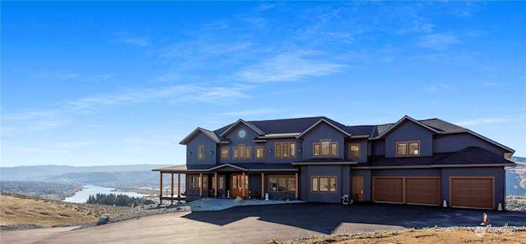 3900 Sky Crest Ln Wenatchee, WA 98801