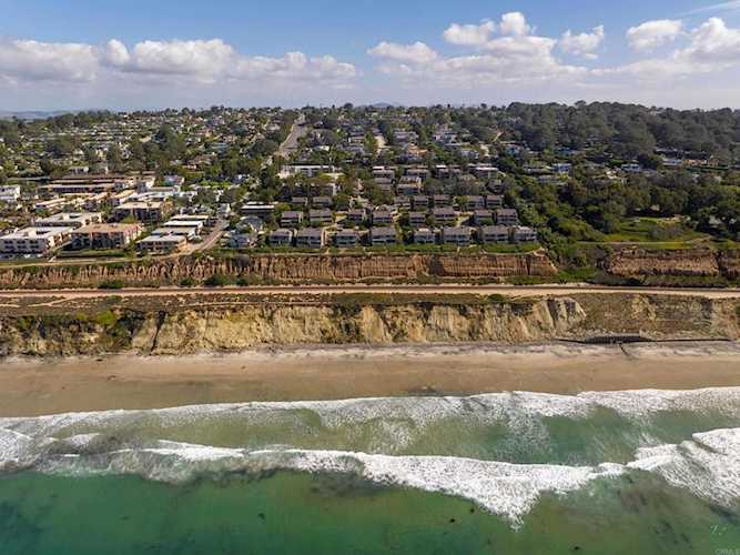 231 Sea Forest Court #40 Del Mar, CA 92014