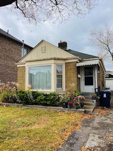 54 Athlone Rd Toronto, ON M4J 4H4