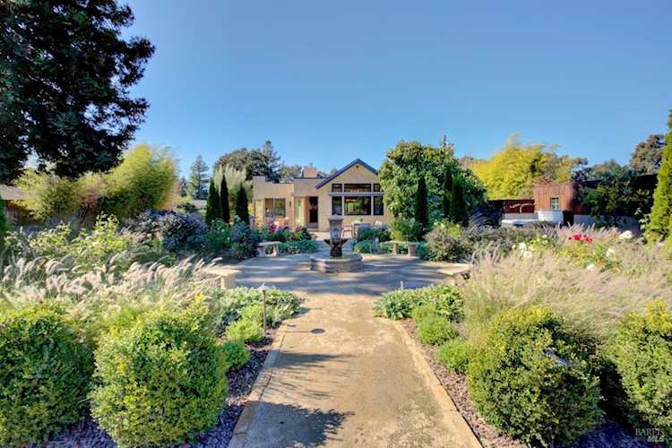 1028 Berry Lane Napa, CA 94558