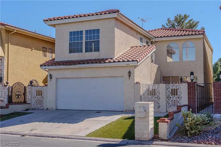 2861 Queens Courtyard Dr Las Vegas, NV 89109