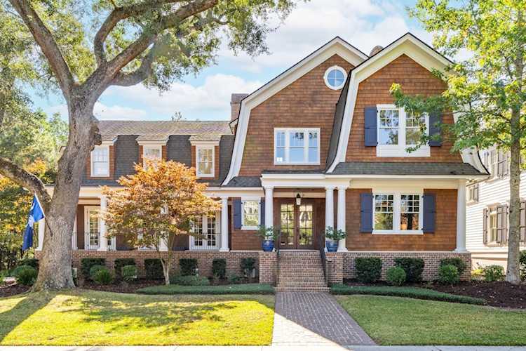 232 Delahow Street Charleston, SC 29492