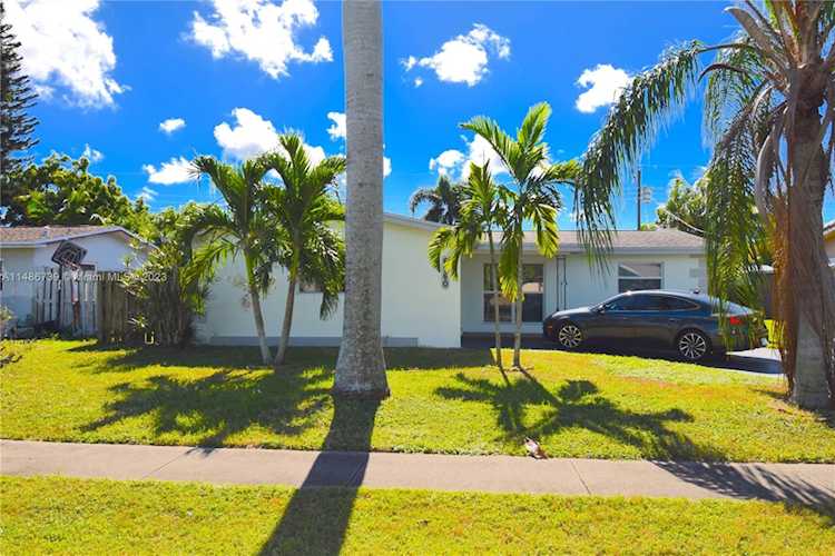 6560 NW 30th St Sunrise, FL 33313