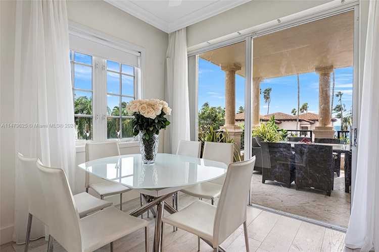 19122 Fisher Island Dr #19122 Miami Beach, FL 33109