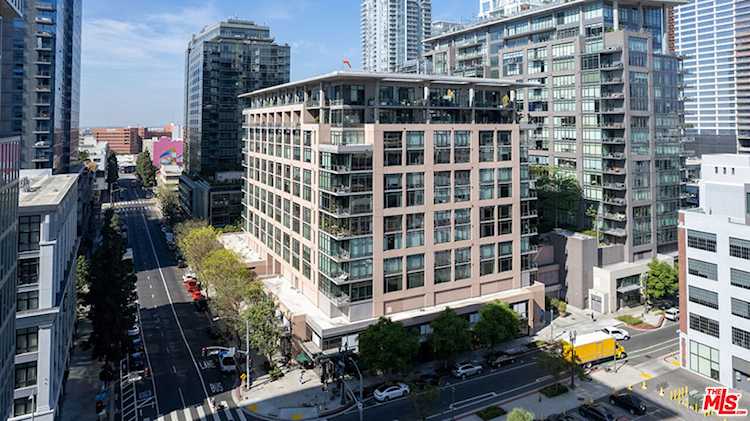 1111 S Grand Ave #518 Los Angeles, CA 90015