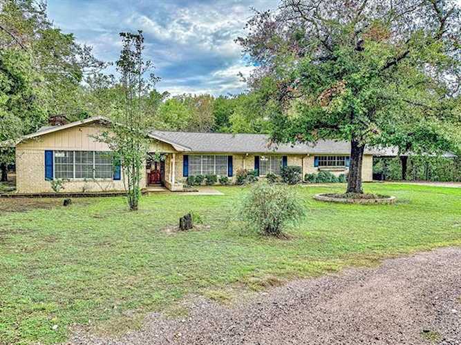 2319 Fm 637 Corsicana, TX 75109