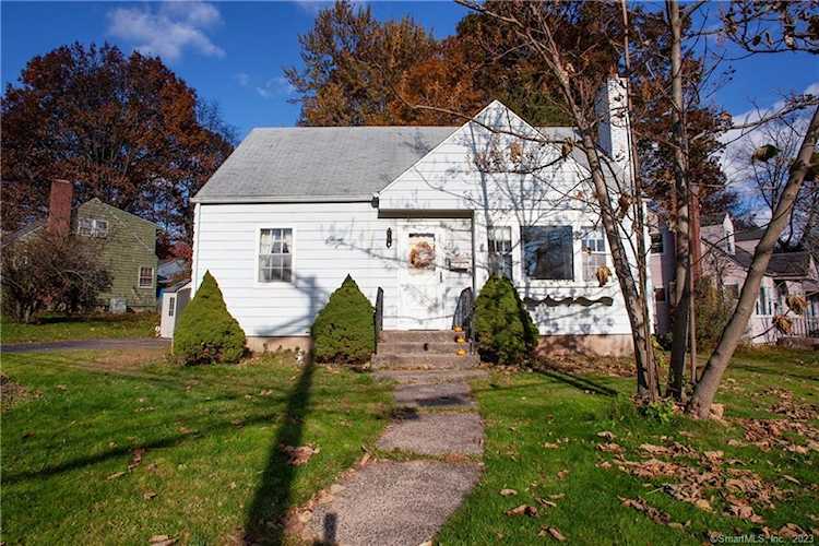 2 Dwight Rd West Hartford, CT 06110 | MLS 170610168 Photo 1