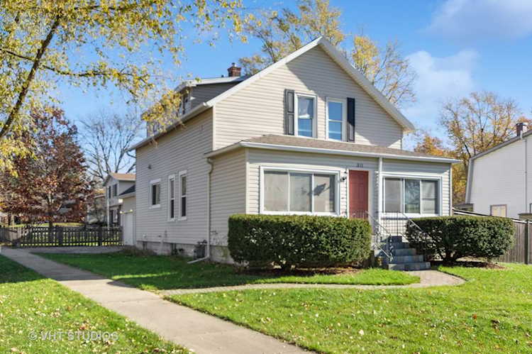 311 S Park Blvd Glen Ellyn, IL 60137