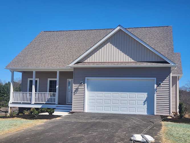 5220 Country Meadow Dublin, VA 24084