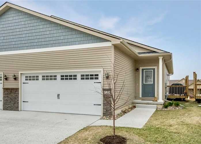 725 Sawgrass Dr Norwalk, IA 50211