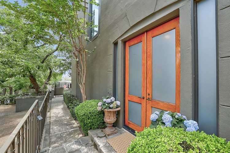 1111 W 12th ST #108 Austin, TX 78703