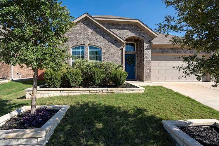 287 Firethorn DR Buda, TX 78610