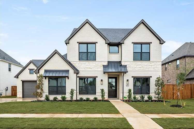8224 Ardilla Lane North Richland Hills, TX 76182