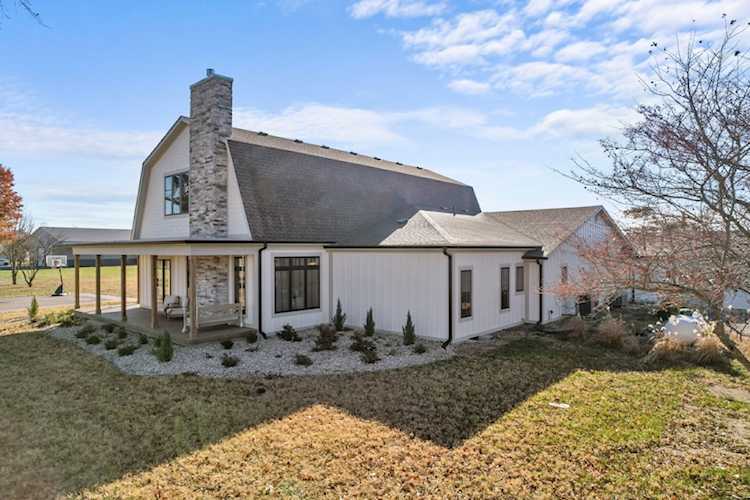 5391 E 700 N Franklin, IN 46131