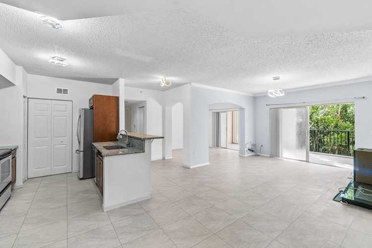 4302 Tuscany Way Boynton Beach, FL 33435