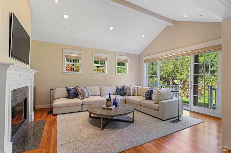 203 Birch Avenue Larkspur, CA 94939