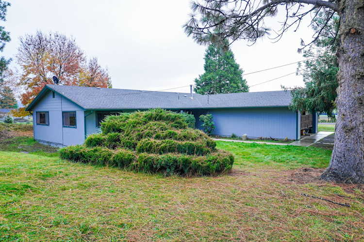 2025 Alta Vista Rd Eagle Point, OR 97524