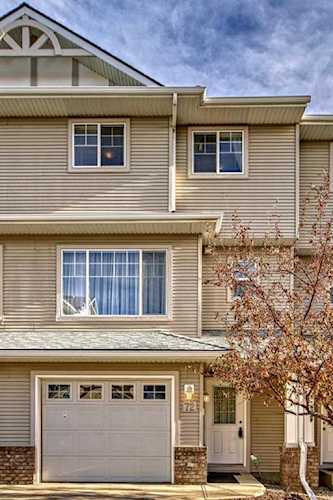 72 Crystal Shores Cove Okotoks, AB T1S2B4
