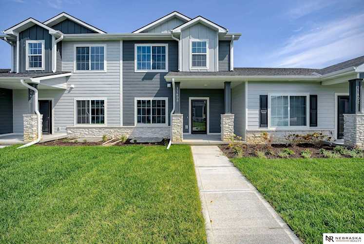 11408 N 160 Ct Bennington, NE 68007