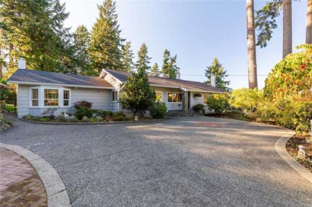 2525 Departure Bay Rd Nanaimo, BC V9S 3W2